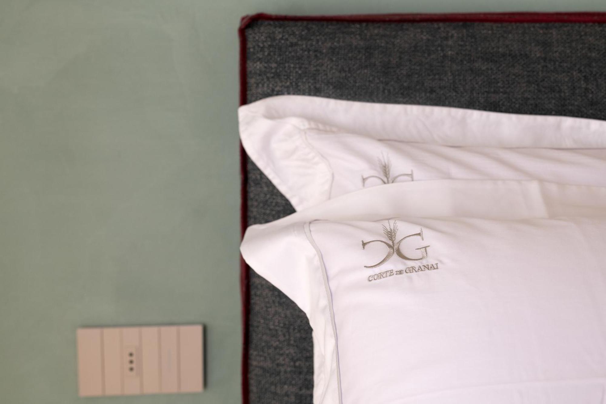 Corte Dei Granai Meeting & Spa - Raro Rooms Collection Maglie Eksteriør bilde